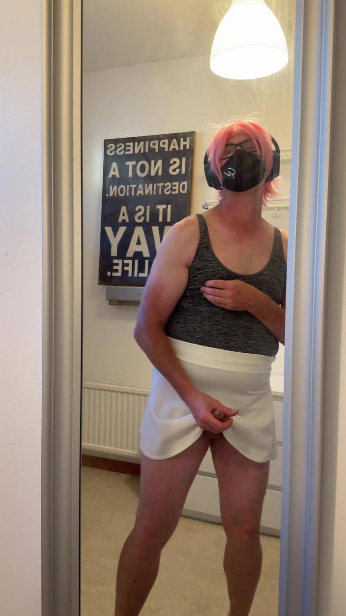 Julia Trans: Spiegel, spiegel aan de muur