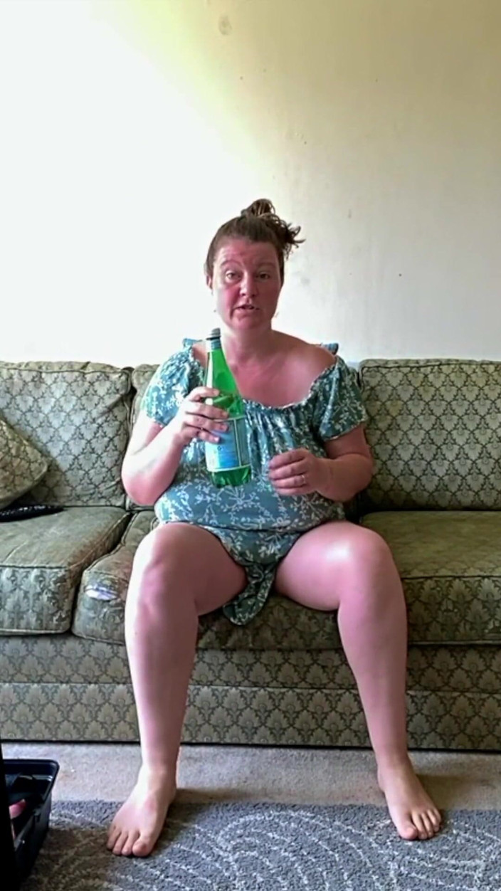 Frequentmasturbation: Summer Time Heatwave Selfie solo în Conservator cu ușile terasă deschise...