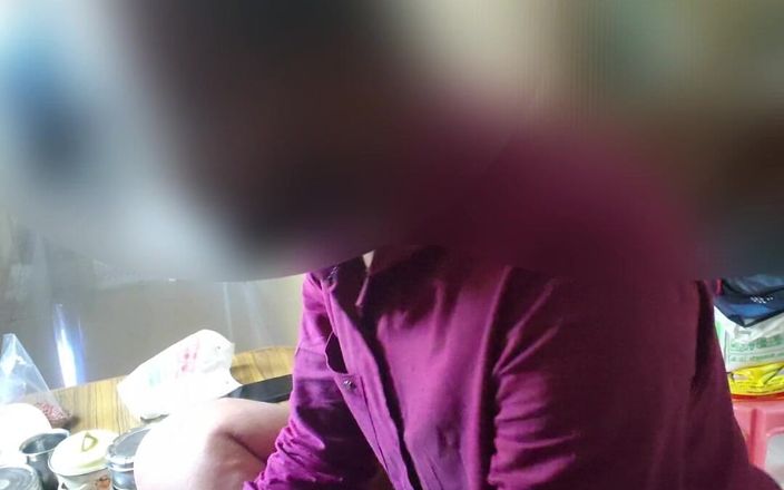 Porn films: Temanku ngentot sama ibu tiriku