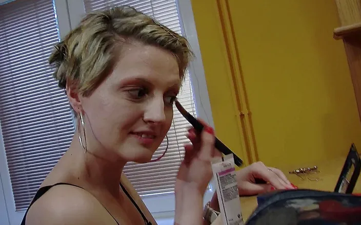All Those Girlfriends: Teresa Suarez puts makeup on her face