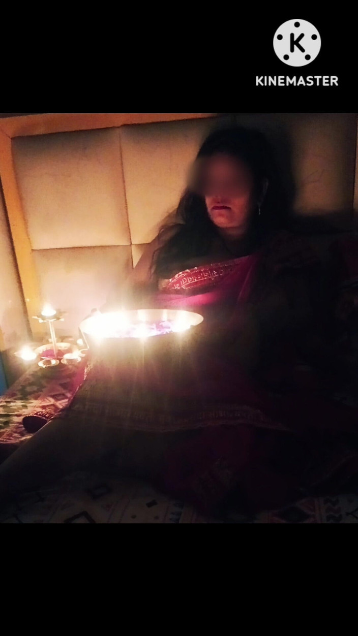 Ankita10000: Pankhuri Kunal v zákulisí v hotelovém pokoji