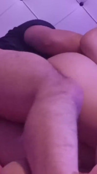 Video domestico! Registra una ragazza latina con un bel culo
