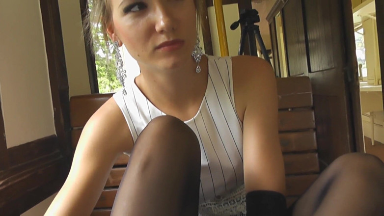 Angel The Dreamgirl: Feticcio sega in guanti di nylon