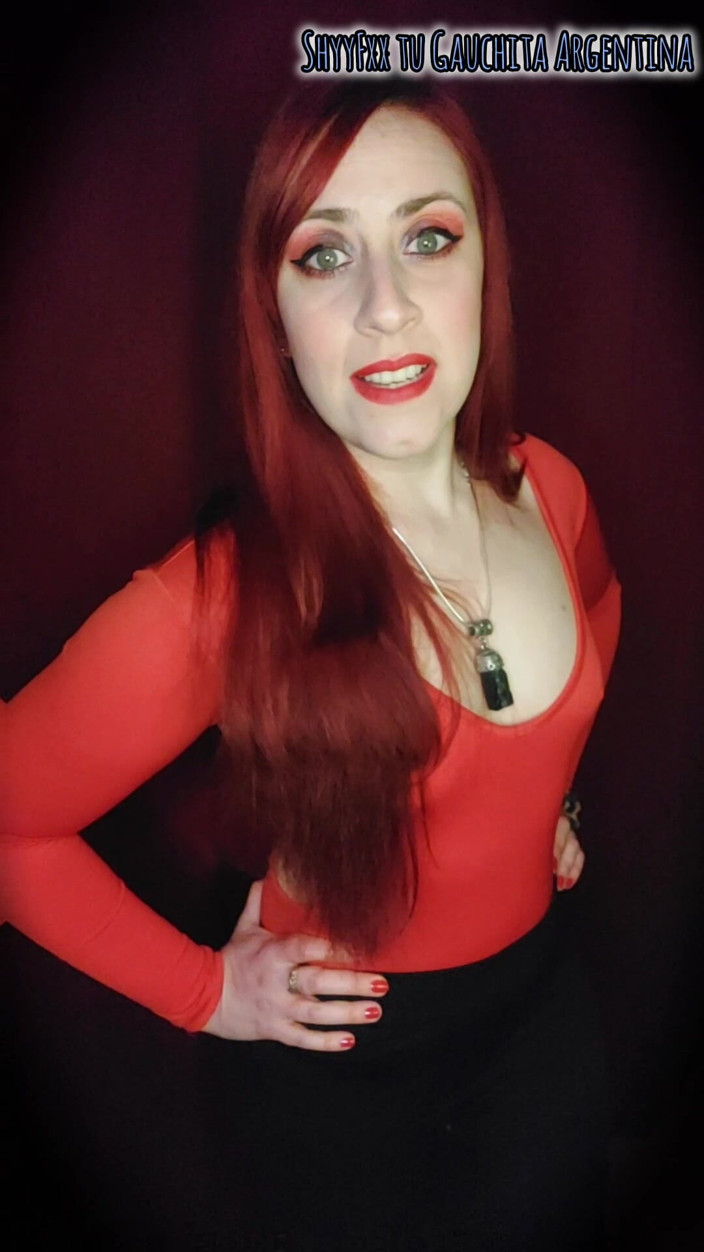 Tu Gauchita Argentina: Můj feminizovaný cuckold a já v nočním klubu koukáme na...