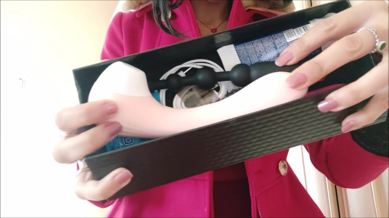 savannahamatoriale: Macecha má pro tebe velmi speciální dárek, krásný nevlastní syn