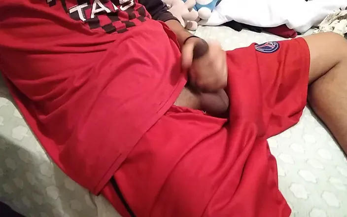 AlexAlejandro13: Red Boy