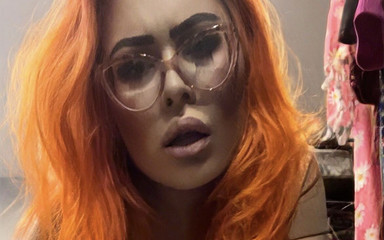 Dani the Girl: MiLF si scopa la figa ed il culo con il...