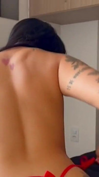 I Gave It to My Husband's Friend and Let Him Cum in My Pussy.