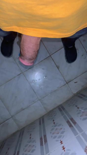 Preek Fans: Branlette dans les toilettes du bureau, partie 31