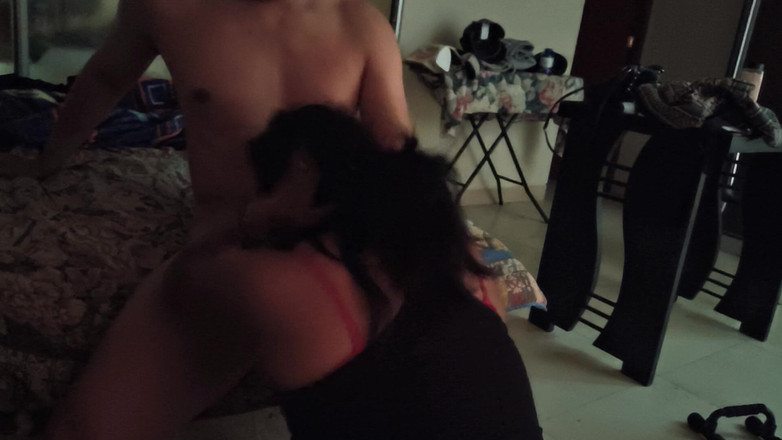 Moo DBOXXX: Din nou cu soacra mea, am fost însetat de sex și am...