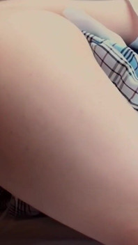 Madura morena MILF follada duro con goteando facial
