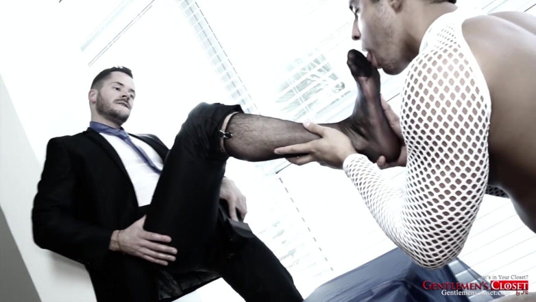 Gentlemen's Closet: Sinsational 02