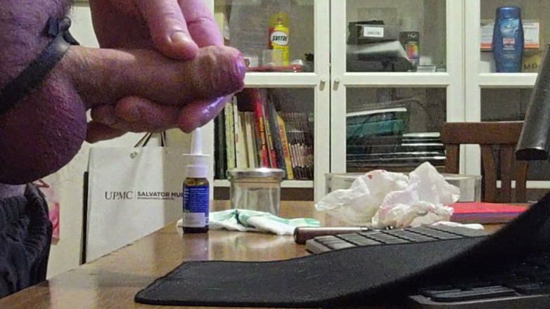 Jordance: Pięknie w biurze z darmowym squirtem na stole