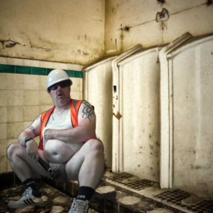 uktattooedchub74: Вінтажні громадські туалети - словесна гра і сперма