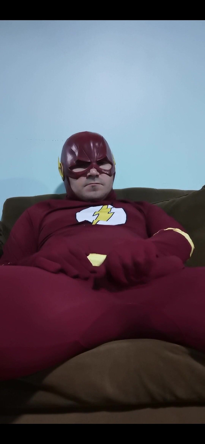 Rokkuman: Flash Cosplay honění