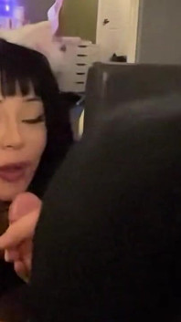 Linda Garota Com Orelhas De Gato Chupa Um Pau Grande