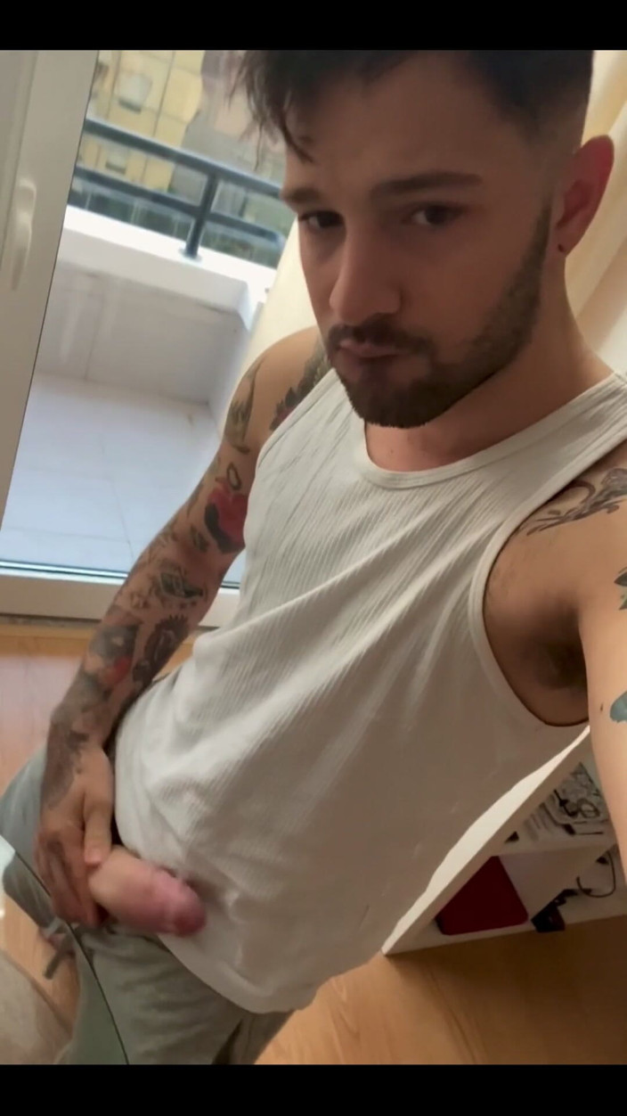 Igor Lucios: Showing off My Morning Wood