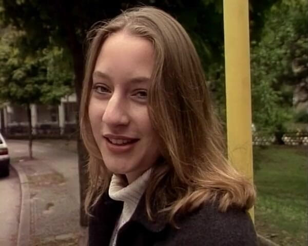 YOUR FIRST PORN: Shy Teenys - Harige en Schattige Softclip