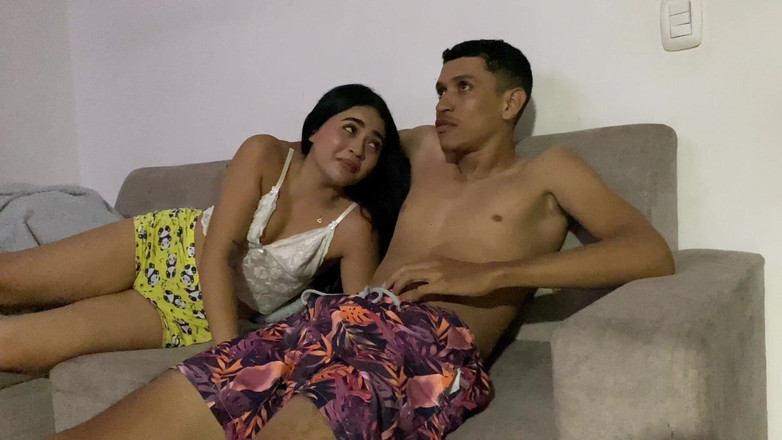 Yohamedi: Moja przyrodnia siostra słabo zrobiła ze swoim chłopakiem na randce...