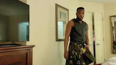 Kennie Jai: Kennie jai sục cu trong kilt! Hai cho một!