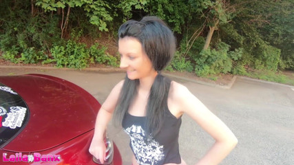 Laila Banx: WTF? Special treatment for my bang holes!!!
