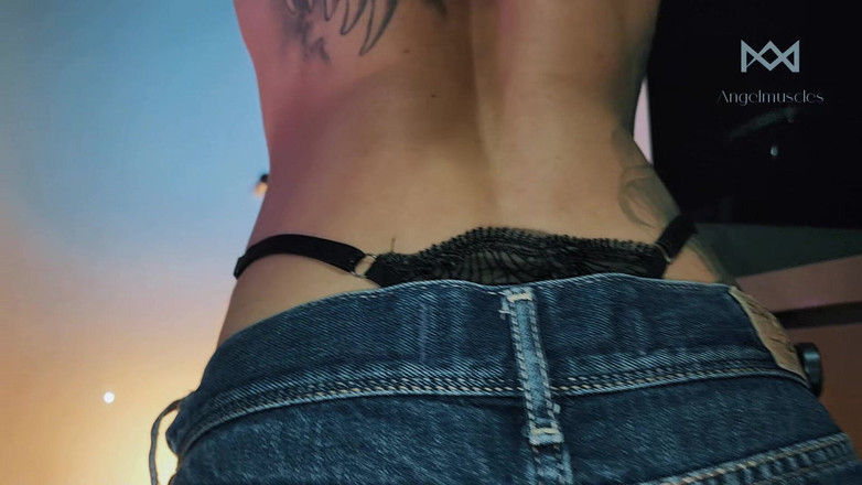 Angelmuscles: Défi cuisine, qui a les abdos les plus forts ?