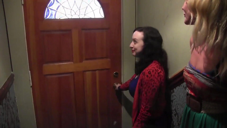 Radical Lesbian: Amateur lesbo action