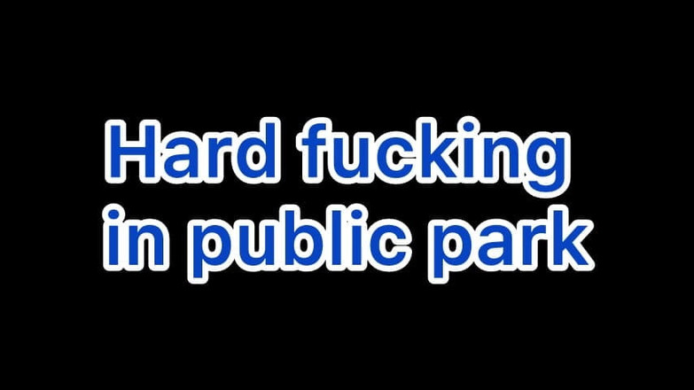 honyrose: 公園でのハードファック