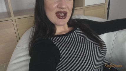 KinkyDomina: Hipnotizantes labios marrones jugosos te hacen feliz