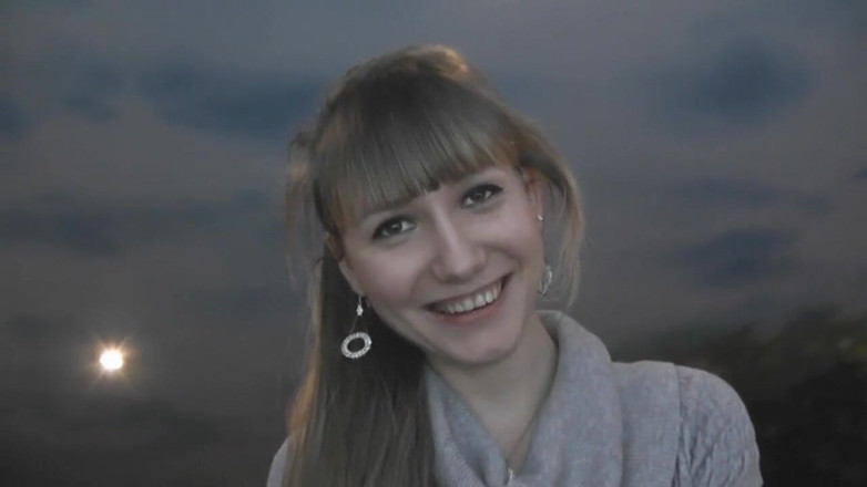 Angel The Dreamgirl: in the restaurant