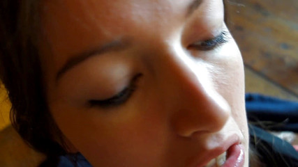 All Those Girlfriends: Teen mit kleinen titten susan Ayn liebt es, zu masturbieren