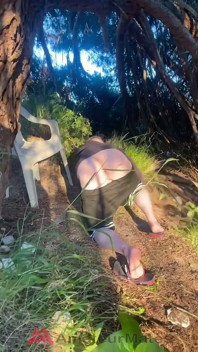 Compañeros De Cuarto Amateur Mostrando Su Culo Por Un Fan