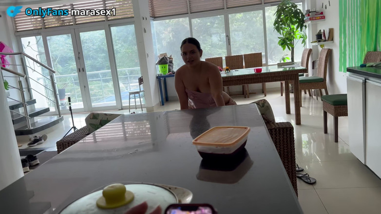 MaRaSexx: Saya hanya ingin merawat sahabat suami saya dengan baik dan...