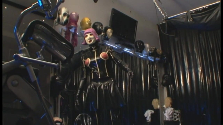 Absolute BDSM films - The original: Blonder penis mit großen möpsen demütigt