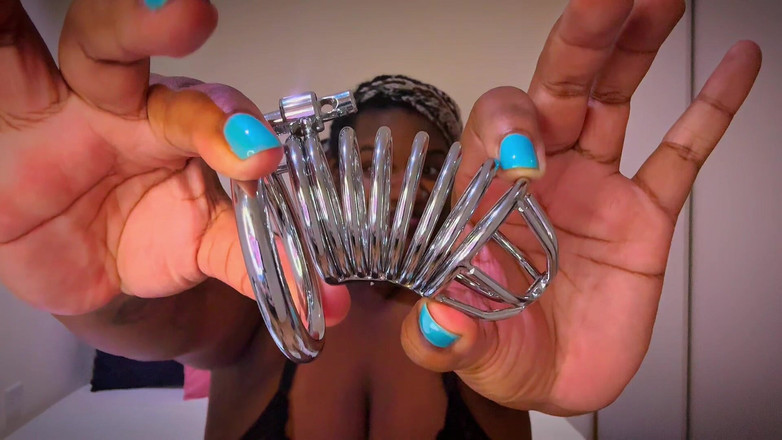 Gothic goddess domination mode: Vítejte ve vašem novém domově: Cudnost