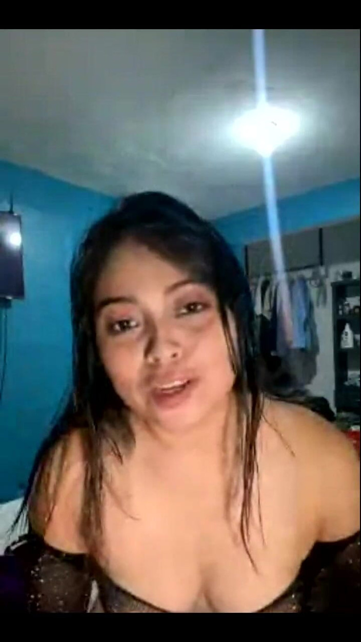 camicamilahotwife: Les seins d’une latina