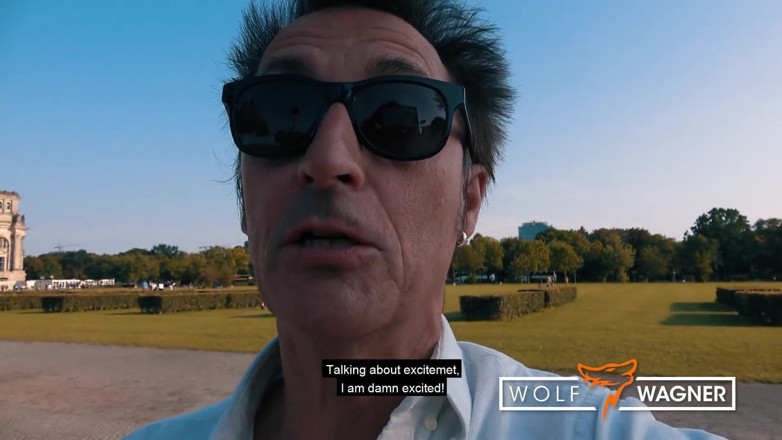 Wolf Wagner.love: Roze strakke kut! Missy geneukt door oudere man! Wolf Wagner