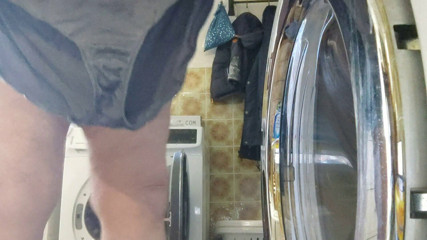 Karlchengeil: Me Doing Housework