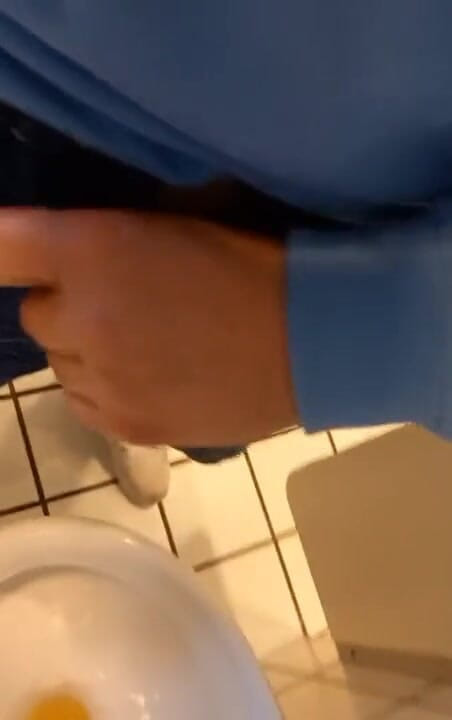 Pissgay: some piss