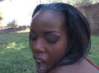Lesbo Tube: Nubian beauties double dildoing outdoors