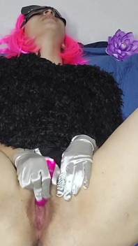 Una Maravilla Enmascarada: Mis Grandes Tetas Naturales Y Mi Placer En Solitario Son Tuyos