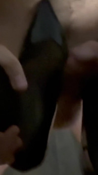 Layanan footjob dari istri nakal sampai dicrot di dalam sama suaminya!