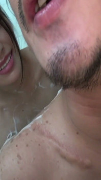 Underground Sex Service G-cup & Divine Butt Ultimátní sexy vyvinuté tělo