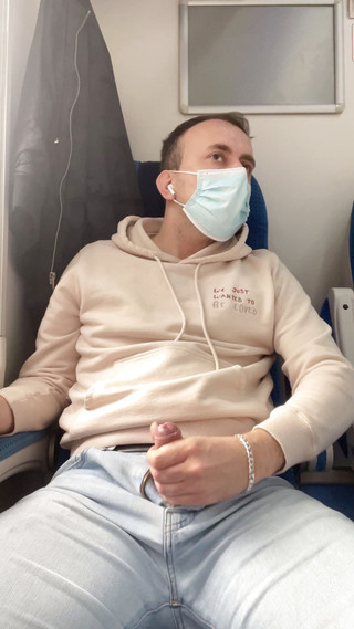 SmellySoxBro: Příběh zlého chlapce ve vlaku