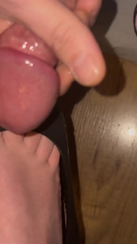 Meu marido gostava dos meus pés em sapatos fofos