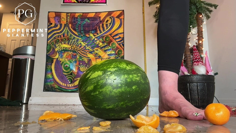 Peppermint Giantess: 67 Giantess Size 16 Slo-mo Feet Crush Slow Motion Oranges &amp; Watermelon...
