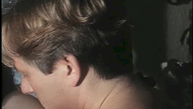 Inhonorof porn: 변태의 집 : 모든 방에 섹스하는 사람이있다