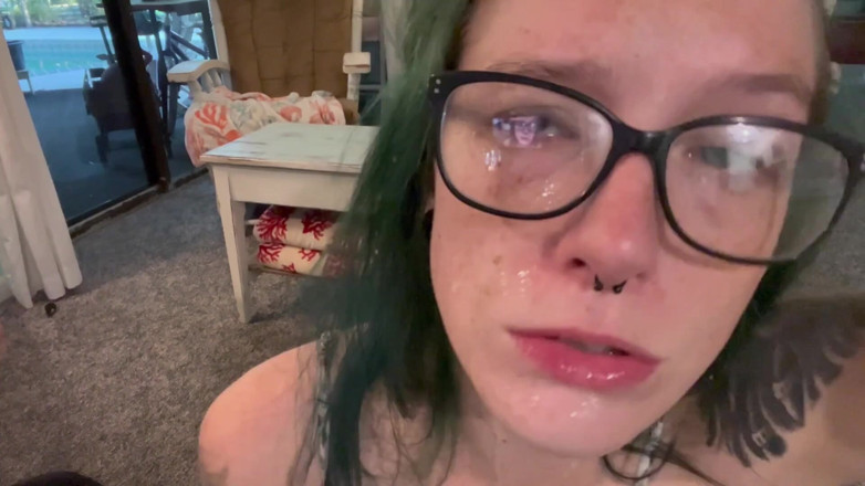Missellie8: Nut Hungry Slut