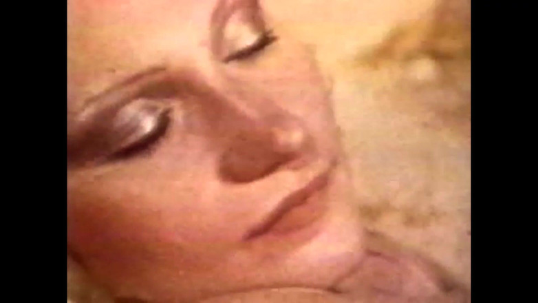 The Unforgettable: Vanessa a Merle si navzájem cukají