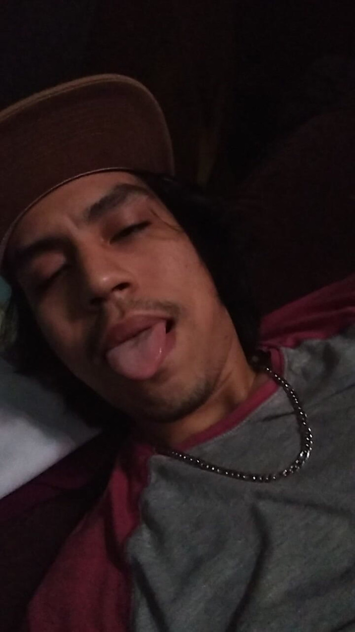 AlexAlejandro13: Come sta andando il tuo show mattutino?